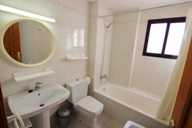 Ines-3 - oceanfront apartment in Calpe