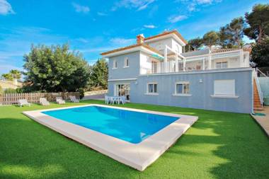 Gema - pretty holiday home with private pool in Calpe