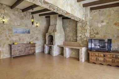 Charming Holiday Home in Calpe with Barbeque