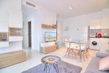 Nuevo apartamento con piscina - CALPEBEACH
