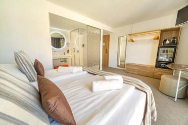 Hotel The Sky - Adults Only