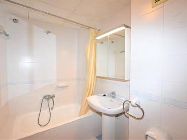 Villa Service - Lindamar 1º 2ª