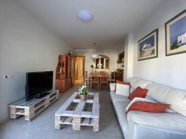 R123 Apartamento en la planta baja con piscina cerca de la playa