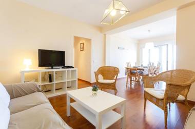 OCEANO Family Home free parking by Cadiz4Rentals