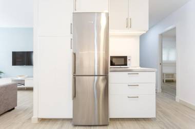 Nueva ALMUDENA Apartment by Cadiz4Rentals