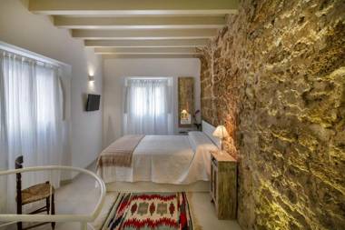 Casa La Muralla MEDIEVAL by Cadiz4Rentals