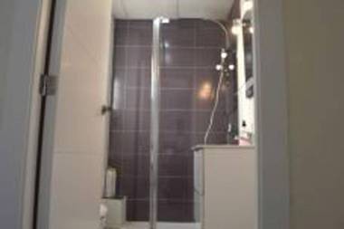 Attic Veedor 19 Days And Many Nights