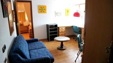 5 bedrooms house at Boiro 130 m away from the beach with sea view and enclosed garden