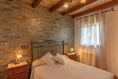 Alojamientos Rurales Los Macabes