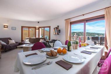 Abahana Villas Octavio