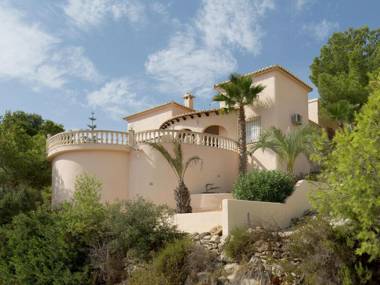 Beautiful villa in Benitachell with swimming pool