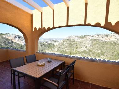 Modern apartment in Moraira with beautiful views 5 minutes from the beach
