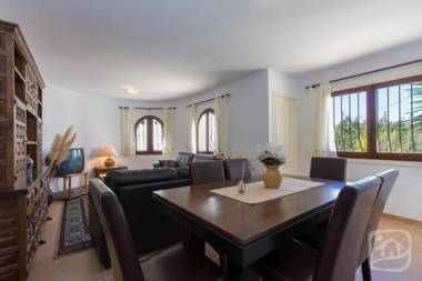 Abahana Villas Kelly 12