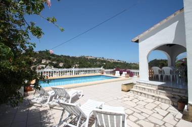 Paraiso Terrenal 4 - well-furnished villa with panoramic views by Benissa coast
