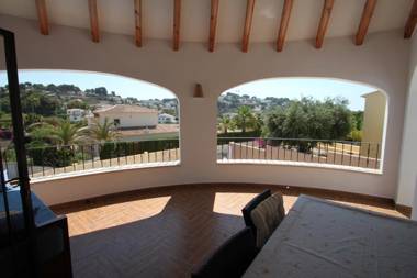 Villablanc - holiday home with private swimming pool in Benissa