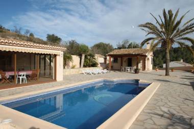 Santa Ana - pretty holiday property with garden and private pool in Benissa
