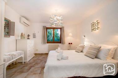 Abahana Villas Green Views