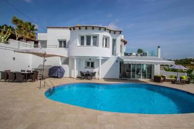 Gila - sea view villa with private pool in Benissa