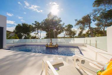 Abahana Villas Mirlo Blanco