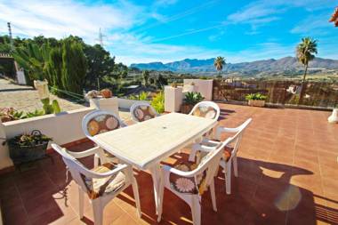 El Ventorrillo - holiday home with stunning views and private pool in Benissa