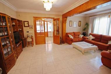 El Ventorrillo - holiday home with stunning views and private pool in Benissa