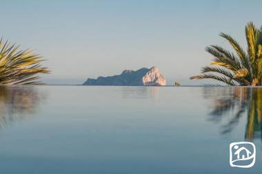 Abahana Villas Monserrat