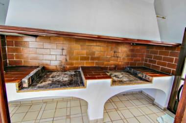 Finca San Jaime - holiday home with stunning views and private pool in Benissa