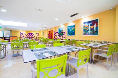 Hotel Servigroup Pueblo Benidorm