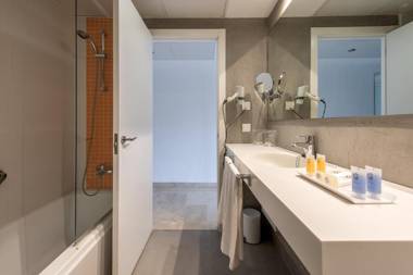 Complejo Belroy 4* Sup