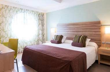 Riviera Beachotel - Adults Recommended