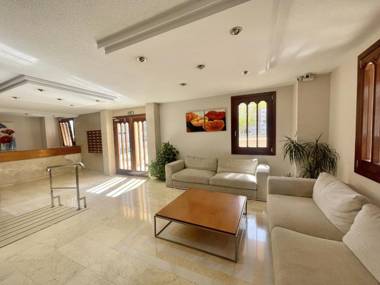 TORRE VALENCIA APARTMENT