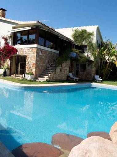 luxury villa in residential area of ​​benidorm