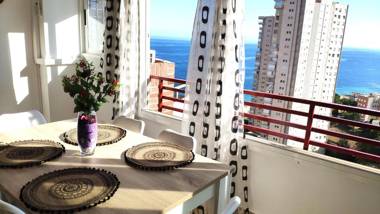 3 Dormitorios Mirando al Mar en Pintor Rosales by Sonneil Rentals