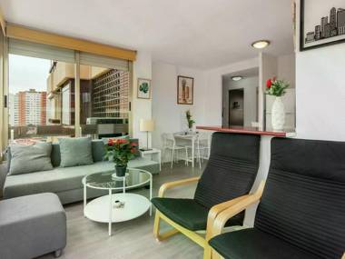 Modern Apartment in Benidorm with shared Swimming Pool