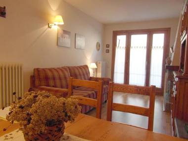 B25 - La Granja Bajo con jardín - Villmor