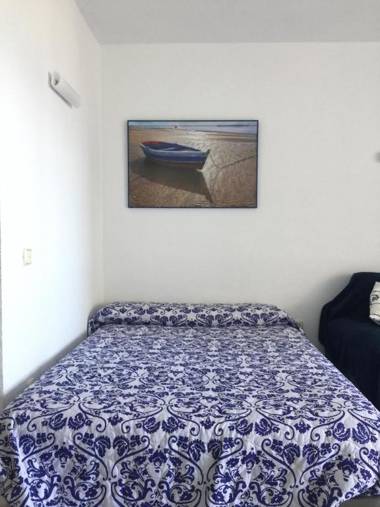 Estudios y Apartamentos Benal Beach