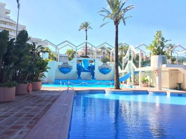 Estudios y Apartamentos Benal Beach