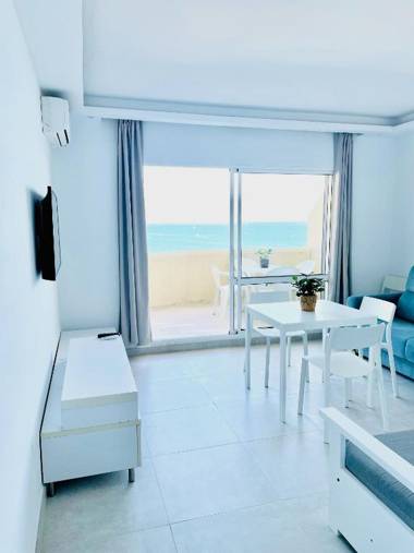 Benal Beach Sea View Apartment (Benalmadena)