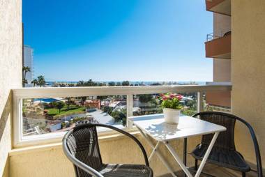 Beautiful holiday apartment in Puerto Marina