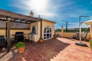 VB Fantastic 3BDR Duplex with large terrace