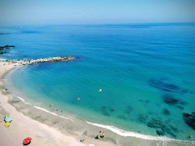 La Perla: apartamento los pies en el agua