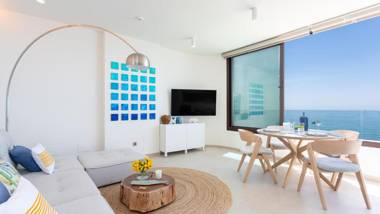 Higueron Rental Beach Club Suites