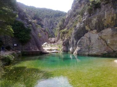 Casa Lola en Beceite rodeados de montañas y ríos