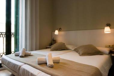 Palau de la Musica Apartments