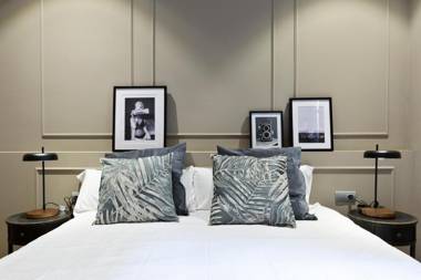 Sagrada266 by chicStays