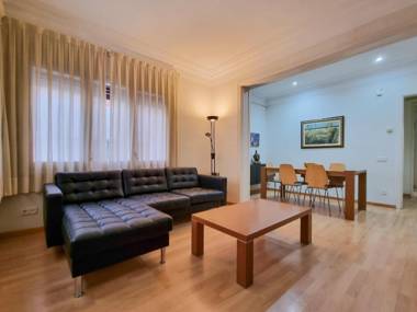 Classbedroom Bonanova Apartment