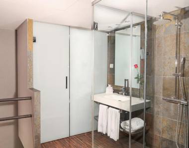 Hotel Gran Derby Suites