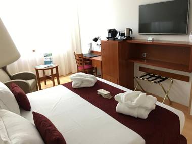 Ilunion Les Corts Spa