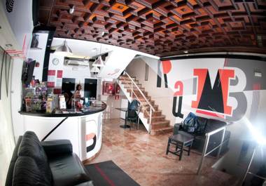 Be Ramblas Guest House