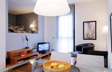 Inside Barcelona Apartments Mercat